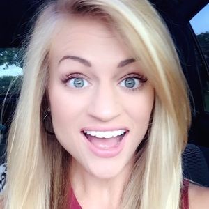 Meet your Posher, Chelsey